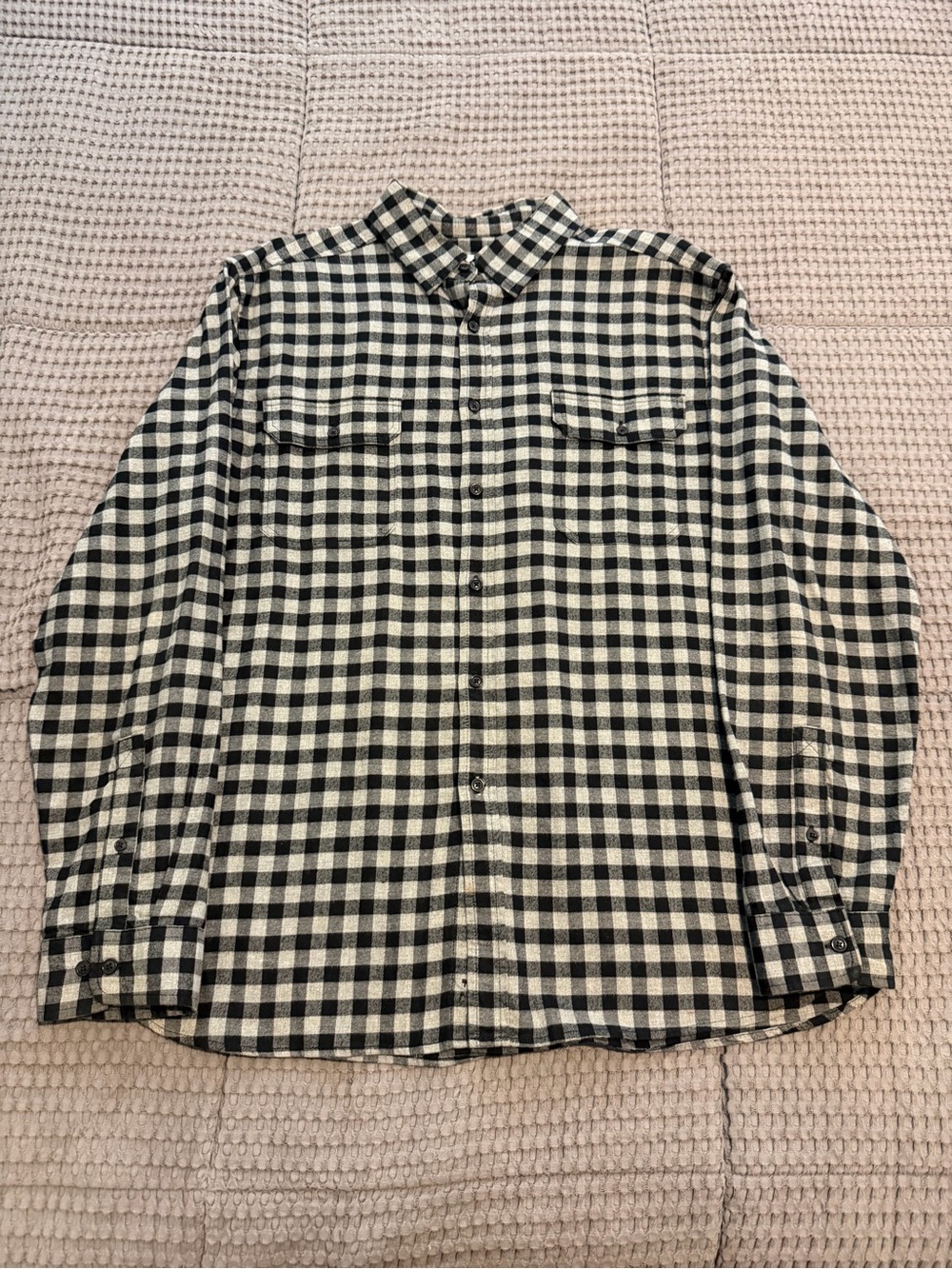 Goodfellow & Co Men's XL Black Gray Check Flannel Button-Up Shirt Pockets